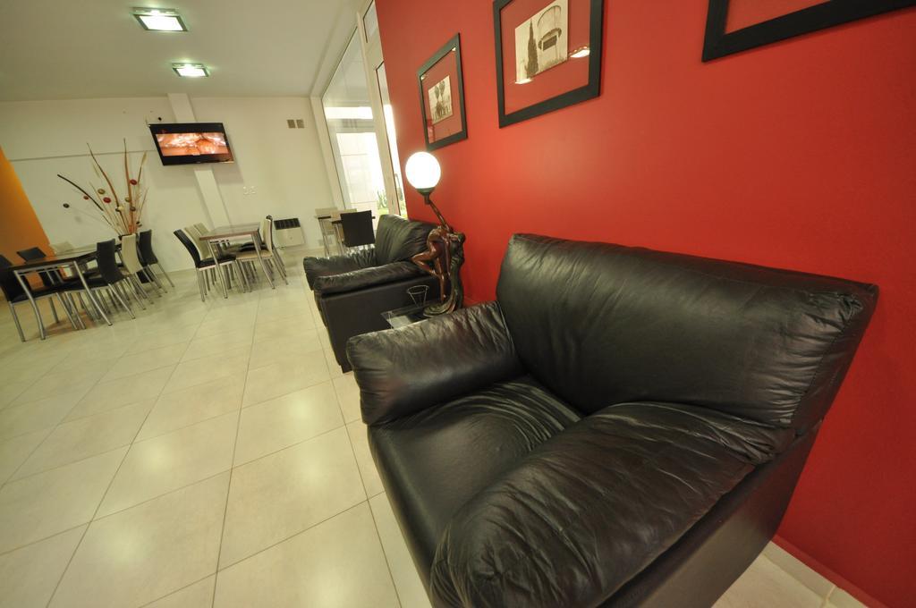 וייה דולורס Hotel La Fontana מראה חיצוני תמונה